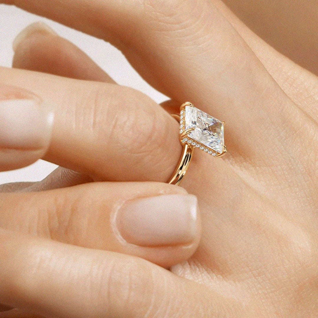 Radiant Cut Diamond Engagement Ring