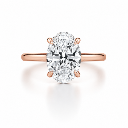 Étreinte Oval Solitaire Ring
