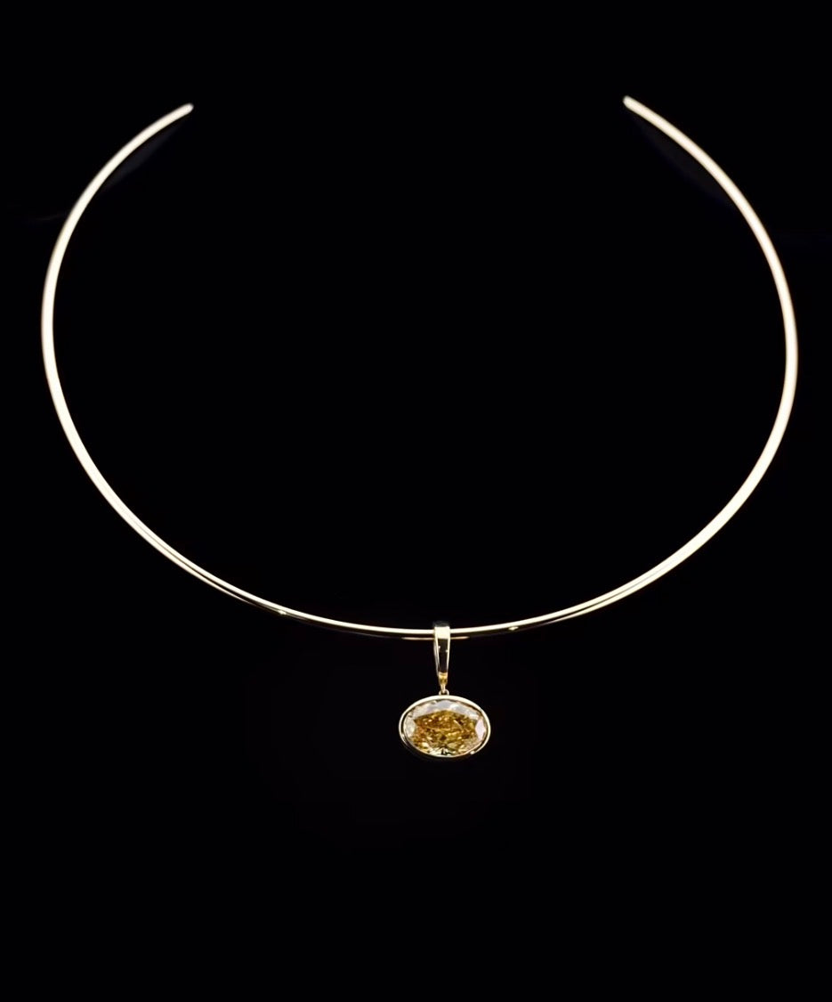 Oval Diamond omega collar