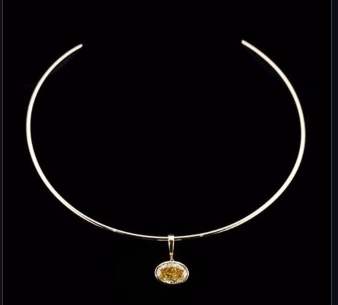 Oval Diamond omega collar