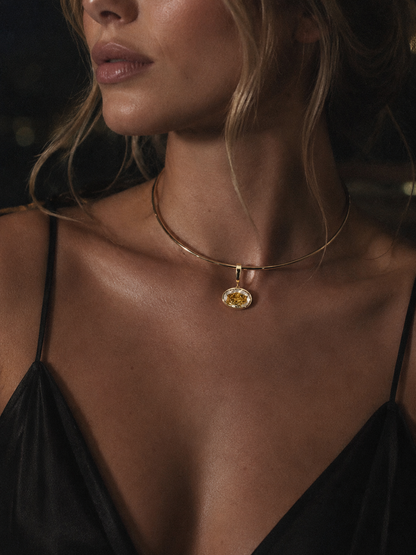 Oval Diamond omega collar