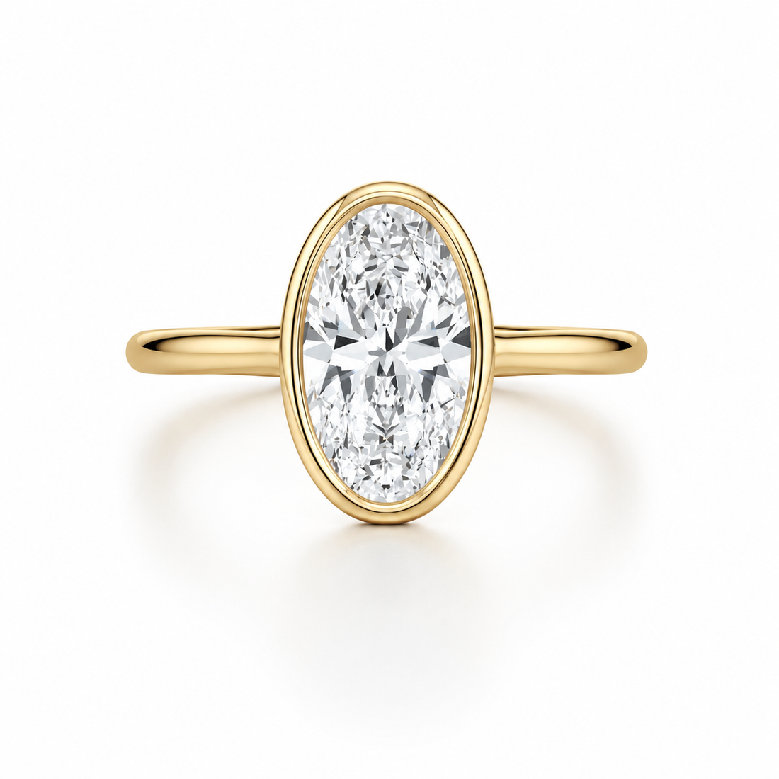 Bague Solitaire Ovale LeBlanc Étreinte avec Lunette