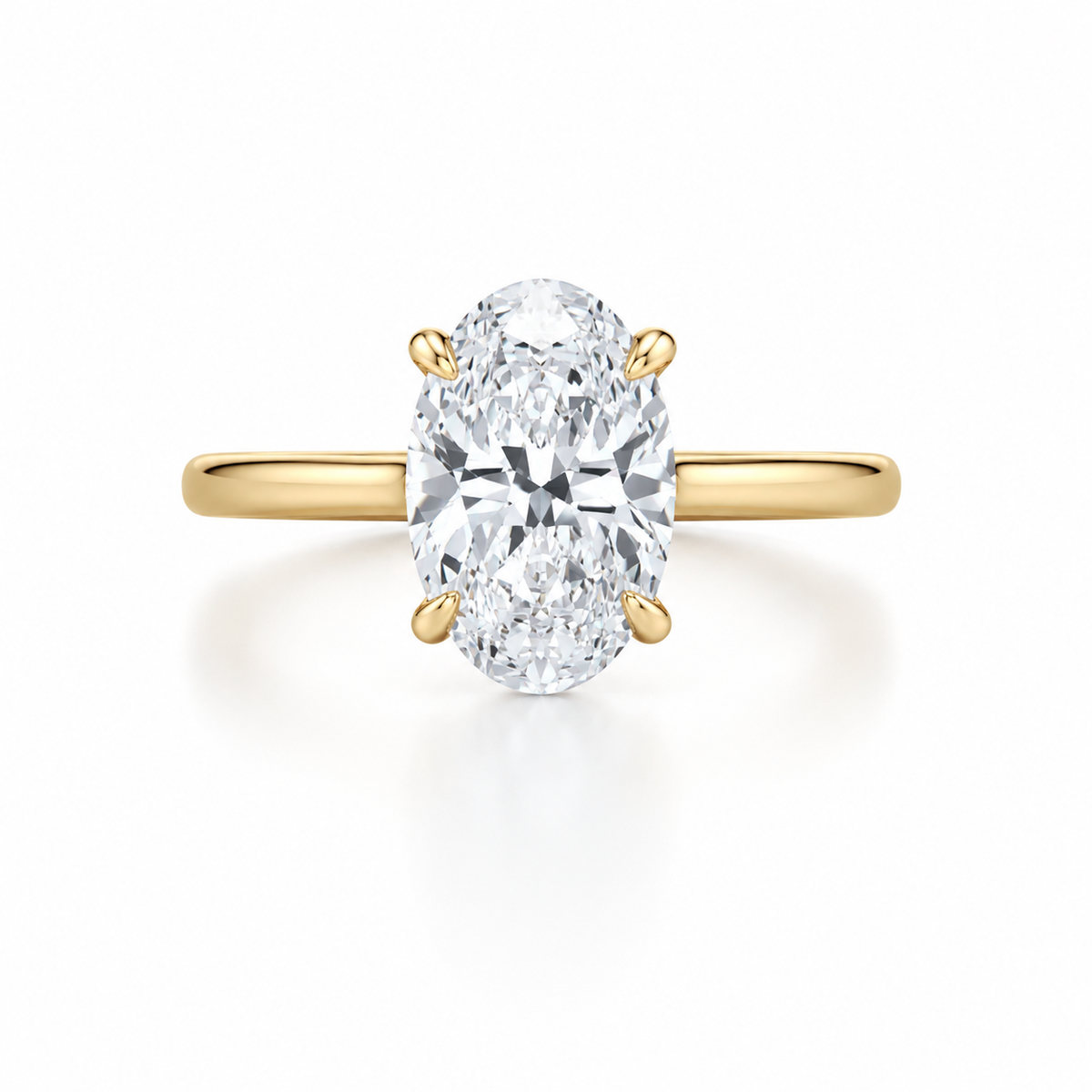 Étreinte Oval Solitaire Ring
