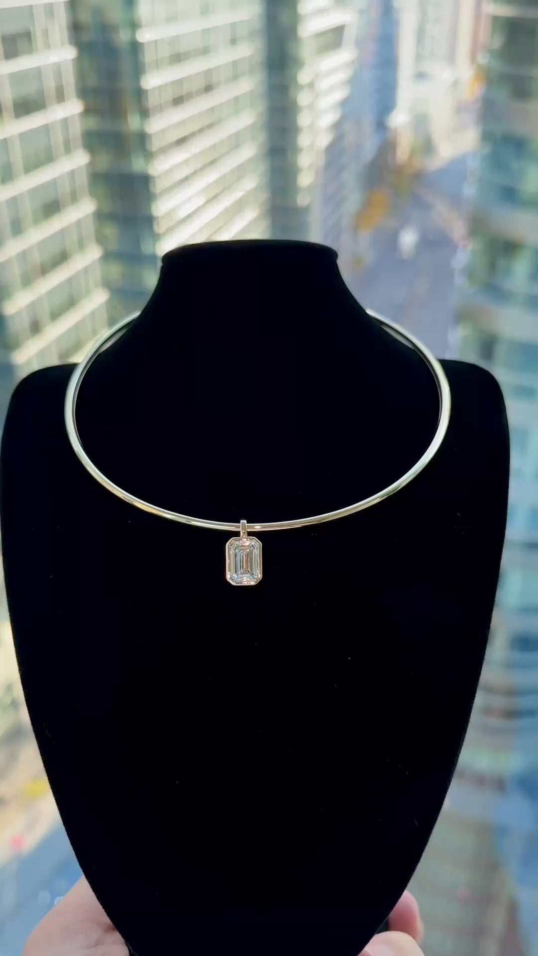 The Émeraude Collier | 5.00 CT Emerald-Cut Diamond